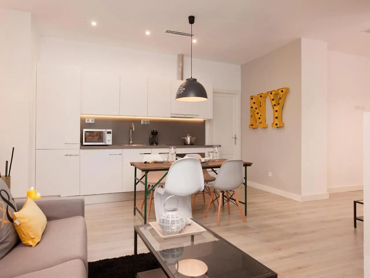 Seneca Ny Apartman Barcelona